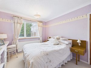Bedroom- click for photo gallery